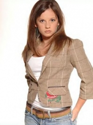 Photos de Mackenzie Rosman - Photoshoot John Sciulli - 11